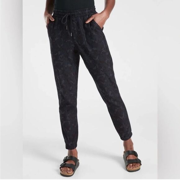 Athleta Farallon Jogger Pants Size 2 Petite - Picture 1 of 6